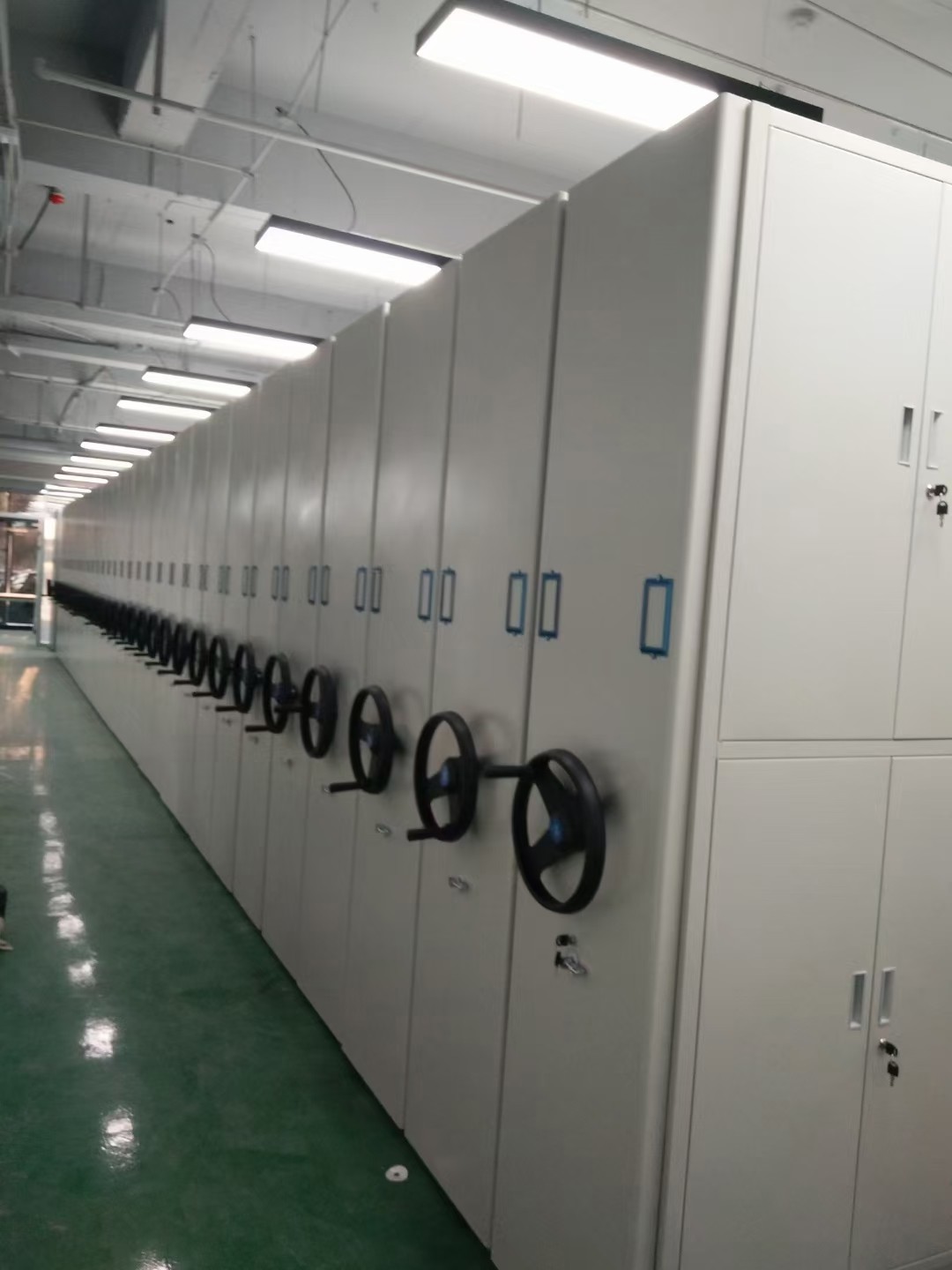 科薈種業股份有限公司密集架安裝現場 科薈種業股份有限公司密集架安裝現場